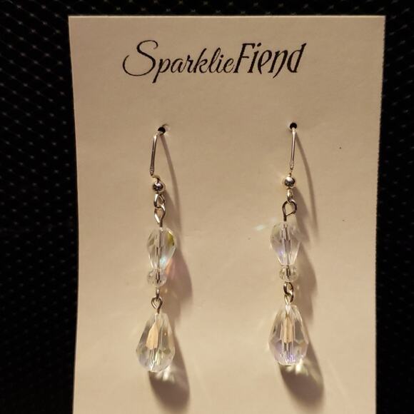 Silver and iridescent crystal earrings - Picture 4 of 7
